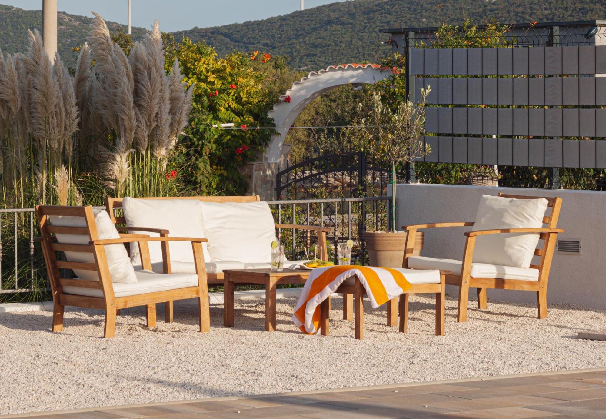 Villa House Camellia With Fenced Pool And Playground à Blizna Donja Extérieur photo